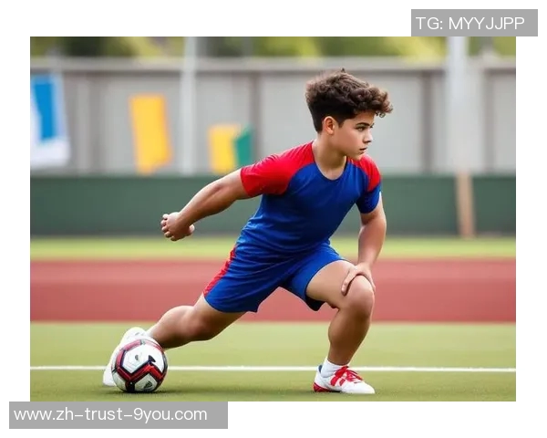 踢足球时脚部的正确使用技巧与常见伤害预防方法解析